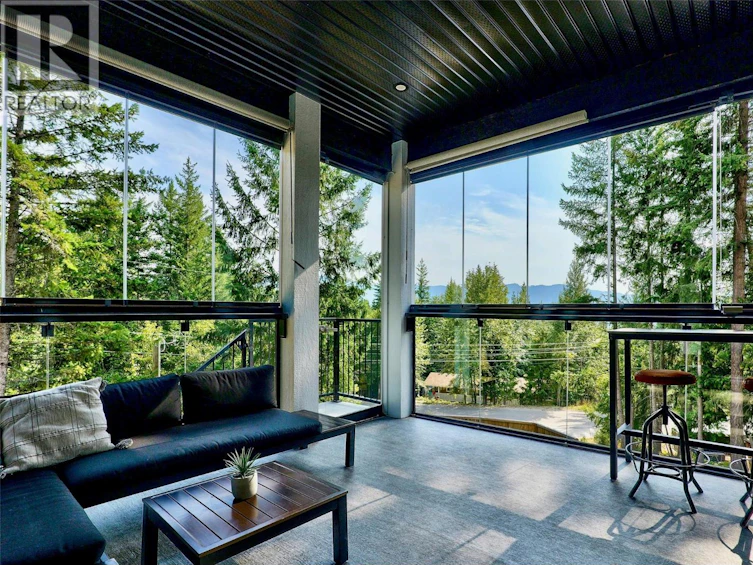 2731 Fairview Road, Anglemont, BC, V0E 1M8 - 4