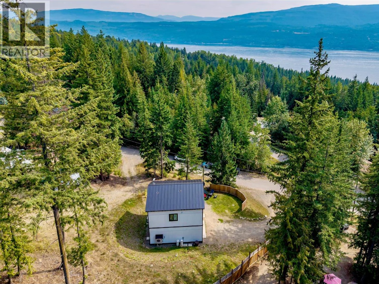 2731 Fairview Road, Anglemont, BC, V0E 1M8 - 39