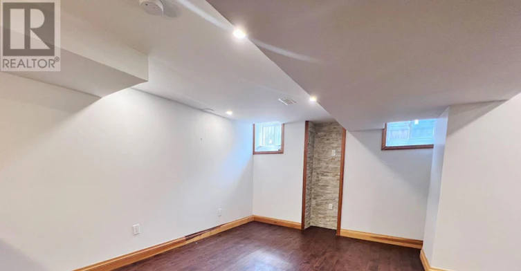 BSMT-220 Sixteen Mile Drive, Oakville, ON, L6M 0T8 - 2