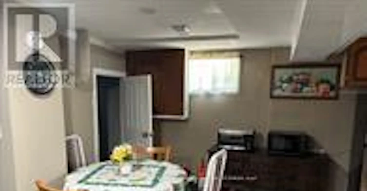 426 Seabourne Drive S, Oakville, ON, L6L 4G2 - 5