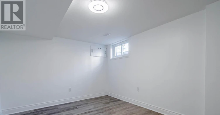 LOWER-22 Chantler Road, Welland, ON, L3C 4M5 - 8