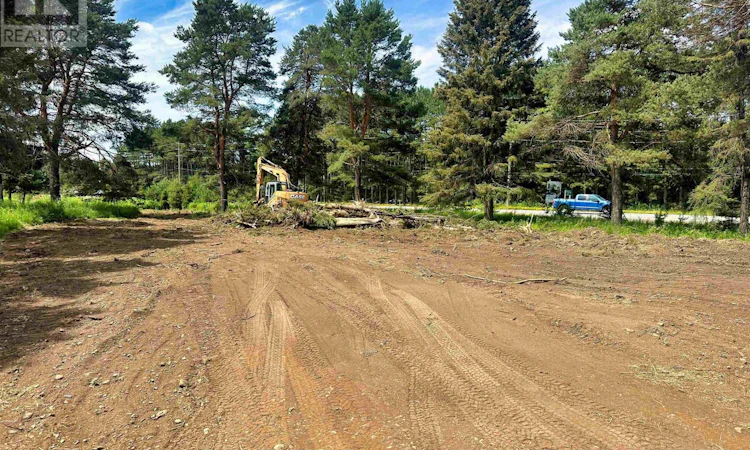 2085 15th Side Road