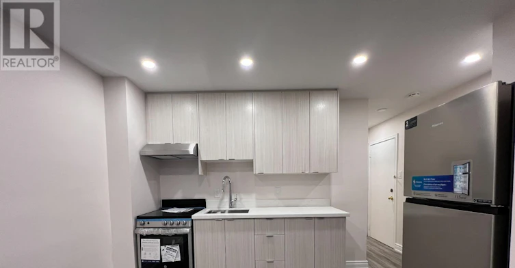 1-1324B Gerrard Street E, Toronto, ON, M4L 1Z1