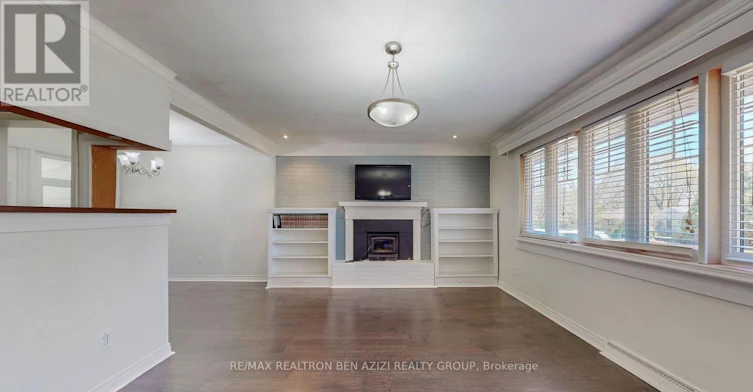 49 Don Mor Drive, Newmarket, ON, L3Y 1G8 - 4