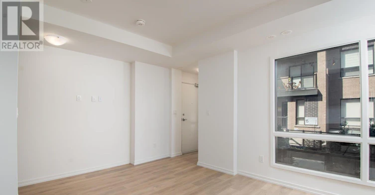 2-17 Lytham Green Circle Circle, Newmarket, ON, L3Y 0H4 - 8
