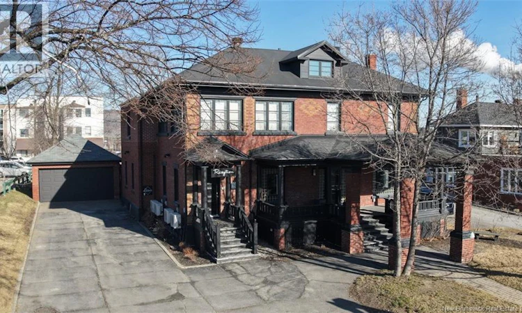 87 De L'église Street