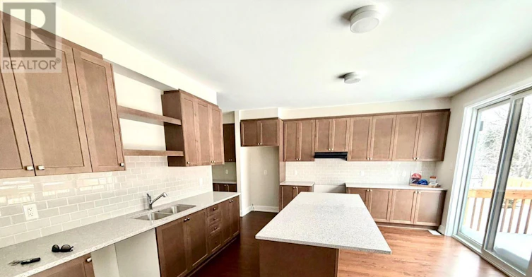 123 Tonic Crescent, Ottawa, ON, K2K 1X7 - 7