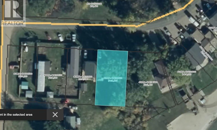 4 Lake Avenue