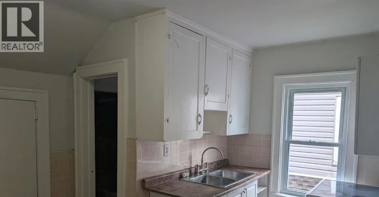 UPPER-1335 Marentette Avenue, Windsor, ON, N8X 4C9 - 3