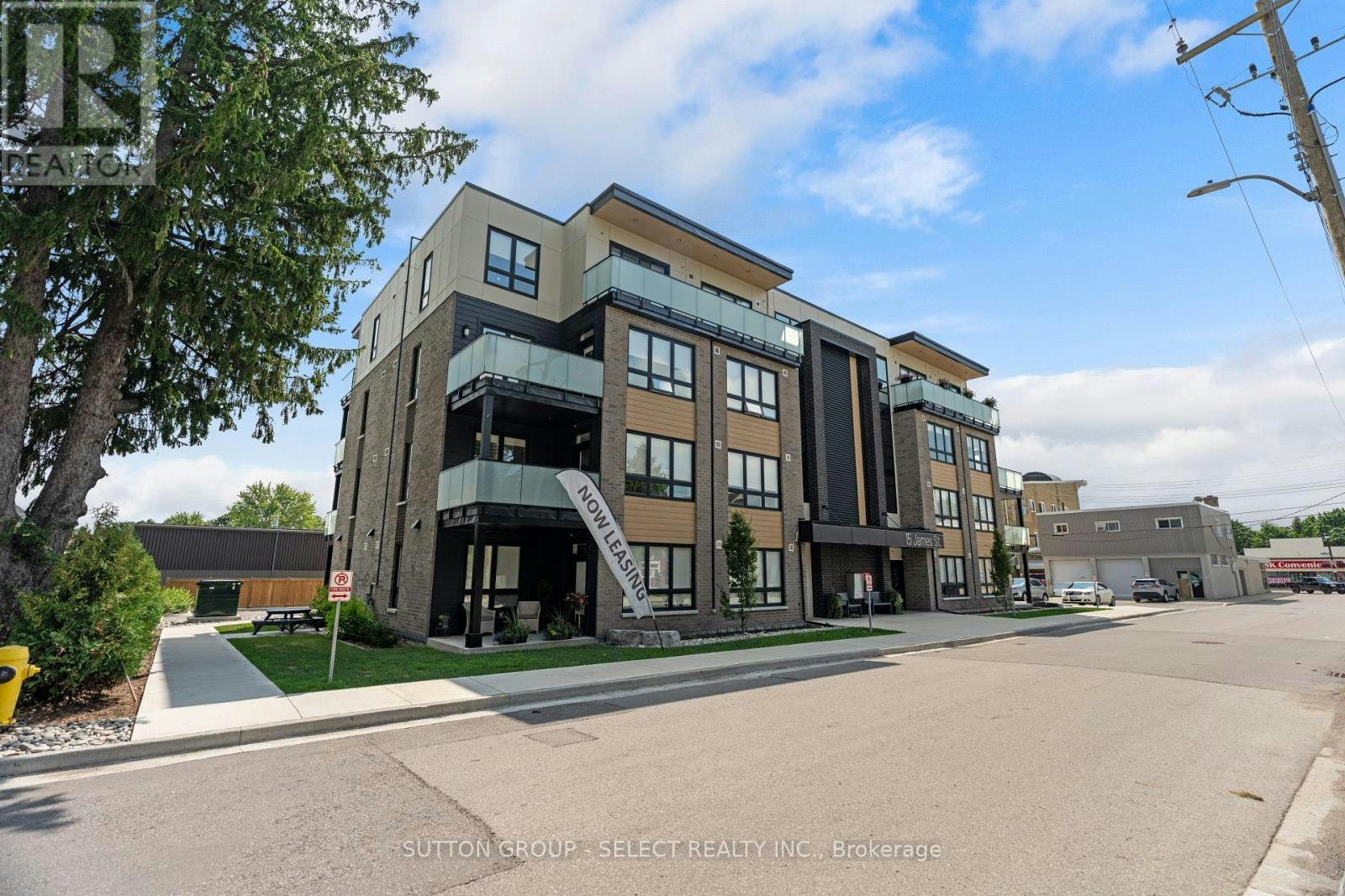 204-15 James Street, Exeter, ON, N0M 1S6 - 2
