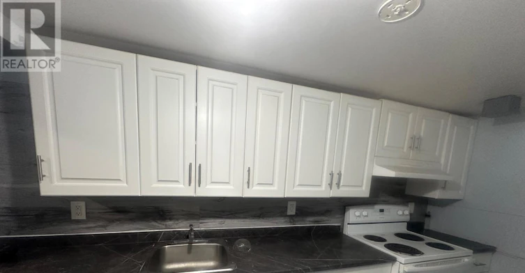 176 Kenneth Avenue, Kitchener, ON, N2A 1W2 - 4