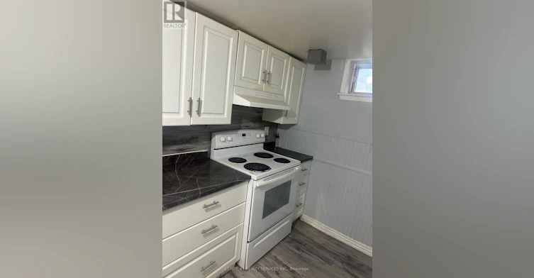 176 Kenneth Avenue, Kitchener, ON, N2A 1W2 - 5