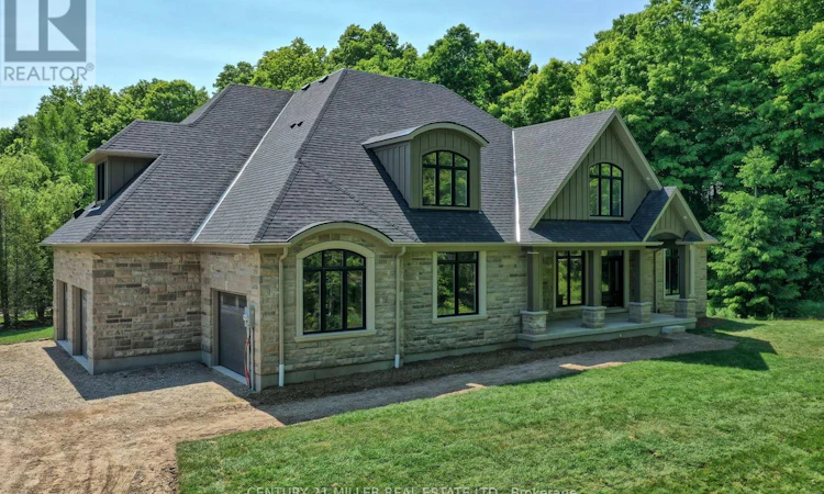 4512 Concession 11 Road