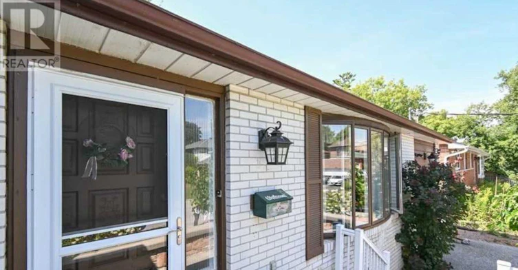 BSMT-92 Bobmar Road, Toronto, ON, M1C 1C9 - 2