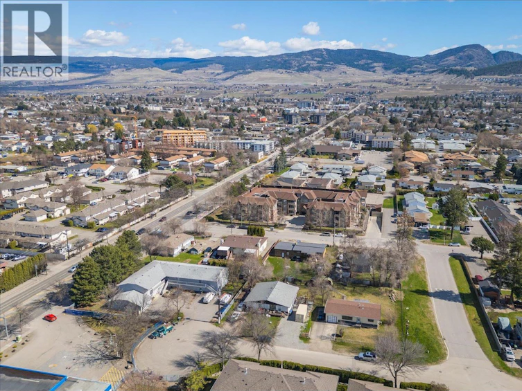 145-147 Woods Road, Kelowna, BC, V1X 4G4 - 13
