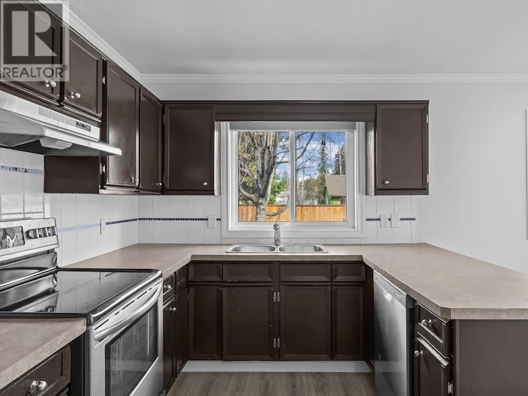 4700 Gordon Drive, Kelowna, BC, V1W 4P4 - 19