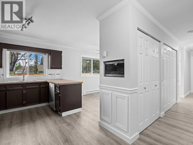 4700 Gordon Drive, Kelowna, BC, V1W 4P4 - 22