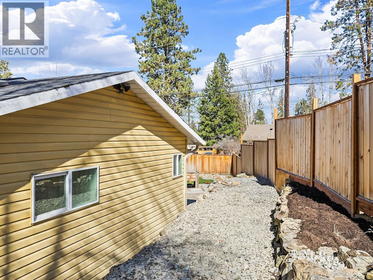 4700 Gordon Drive, Kelowna, BC, V1W 4P4 - 41