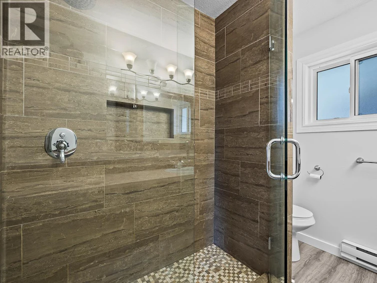 4700 Gordon Drive, Kelowna, BC, V1W 4P4 - 23