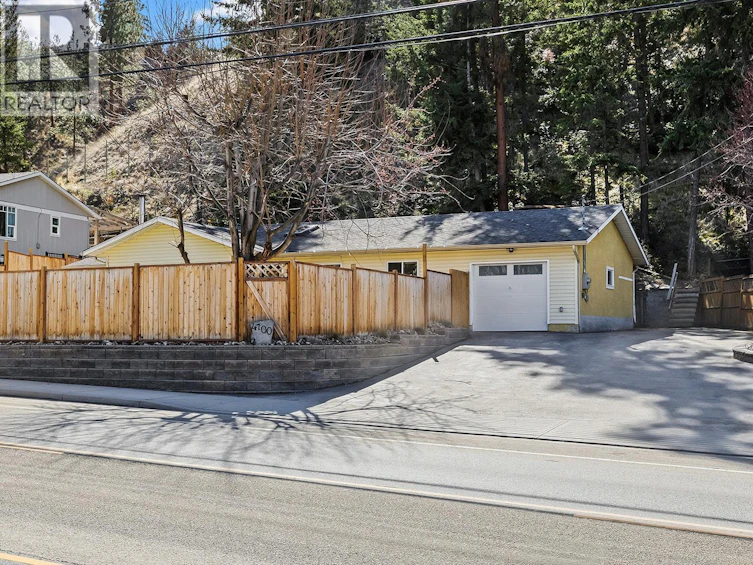 4700 Gordon Drive, Kelowna, BC, V1W 4P4 - 42