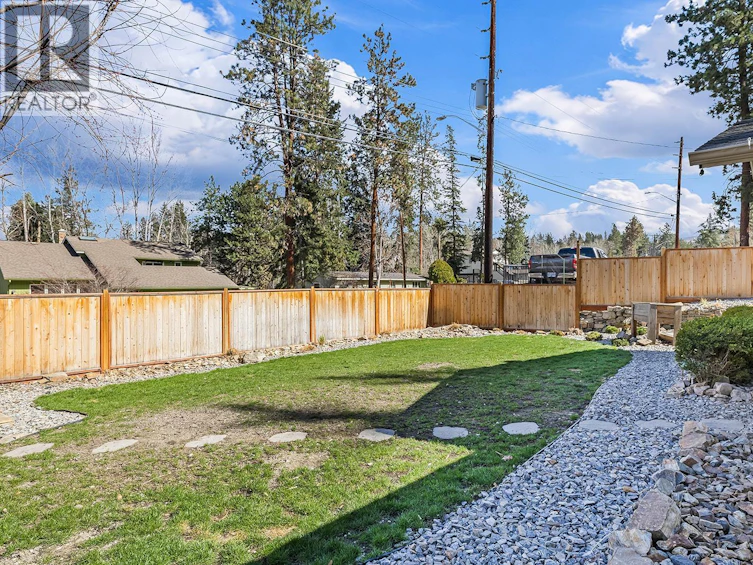 4700 Gordon Drive, Kelowna, BC, V1W 4P4 - 4