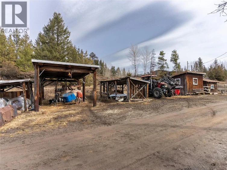 1556 Chasm Road, Clinton, BC, V0K 1K0 - 50
