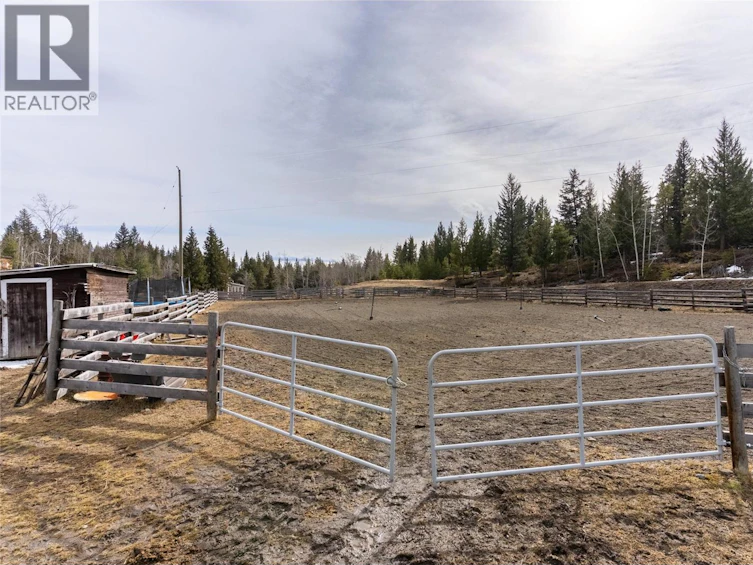 1556 Chasm Road, Clinton, BC, V0K 1K0 - 42