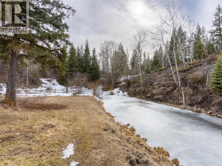 1556 Chasm Road, Clinton, BC, V0K 1K0 - 59