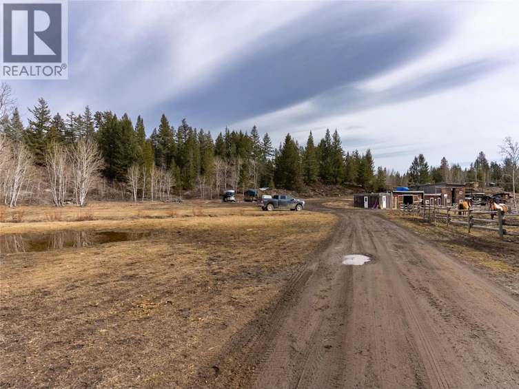 1556 Chasm Road, Clinton, BC, V0K 1K0 - 44