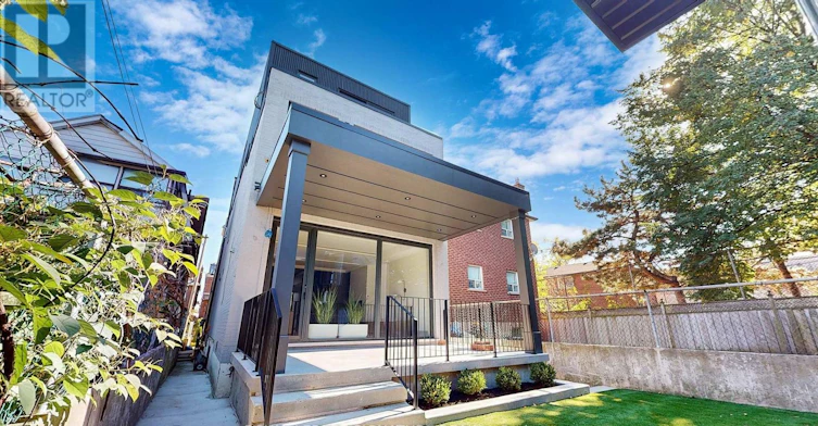 MAIN-82 Gough Avenue, Toronto, ON, M4K 3N8 - 29