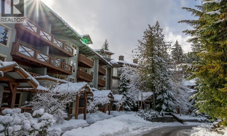 202(G1-4653 Blackcomb Way