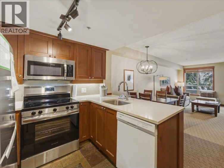 202(G1-4653 Blackcomb Way, Whistler, BC, V8E 0Y9 - 11