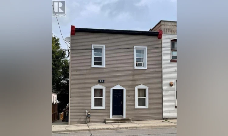 20 Adelaide Street S