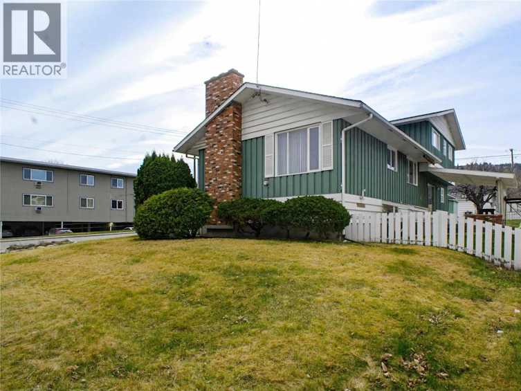 650 13th Avenue, Kamloops, BC, V2C 3Y9 - 4