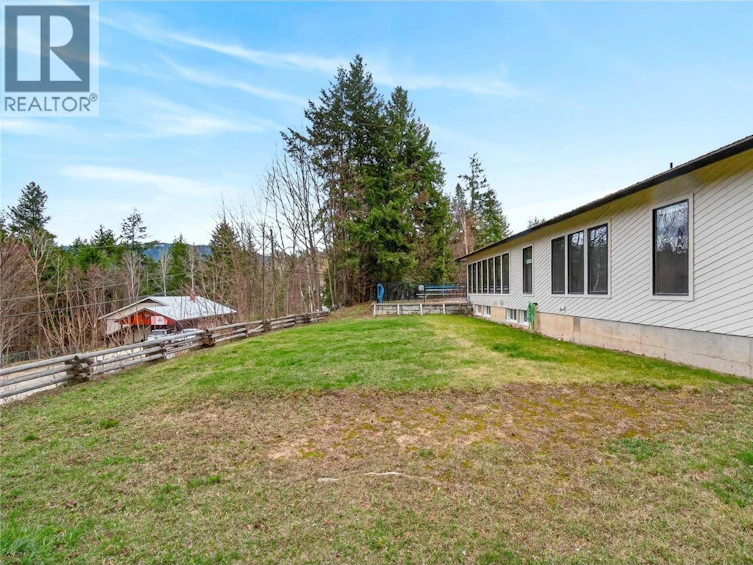 1040 SE Old Auto Road, Salmon Arm, BC, V1E 2P5 - 60