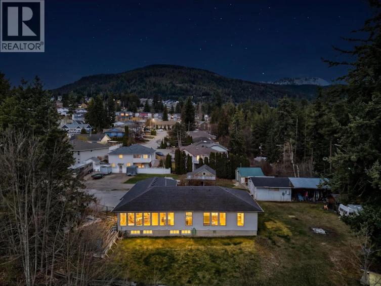 1040 SE Old Auto Road, Salmon Arm, BC, V1E 2P5 - 71