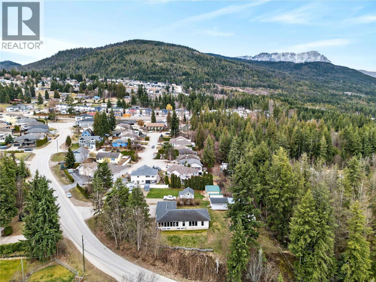 1040 SE Old Auto Road, Salmon Arm, BC, V1E 2P5 - 67