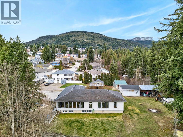 1040 SE Old Auto Road, Salmon Arm, BC, V1E 2P5 - 65