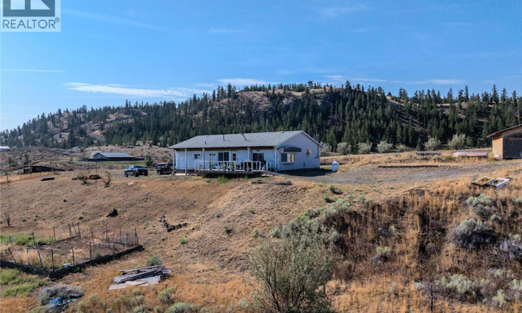 5589 Beaton Road