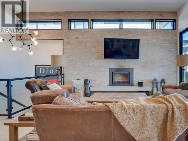 1220 Ponds Avenue, Kelowna, BC, V1W 5N1 - 21
