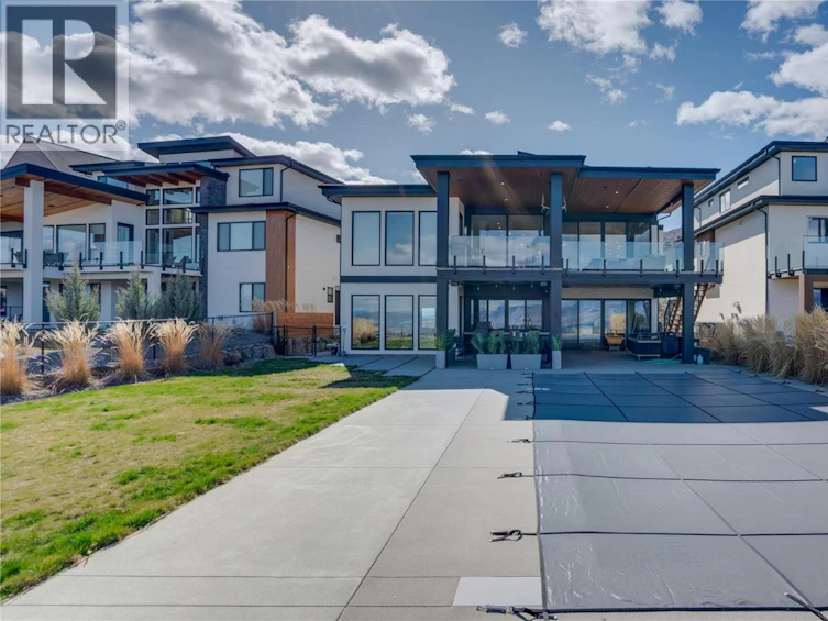 1220 Ponds Avenue, Kelowna, BC, V1W 5N1 - 3