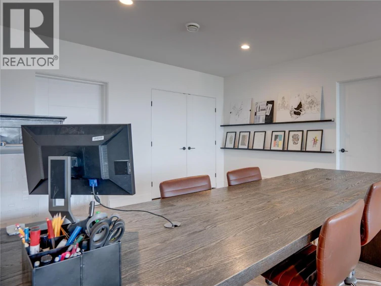 1220 Ponds Avenue, Kelowna, BC, V1W 5N1 - 50