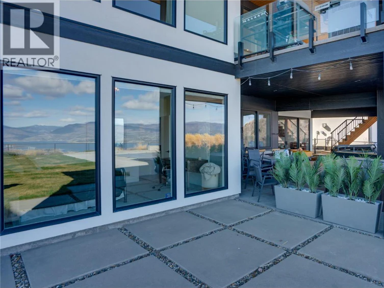 1220 Ponds Avenue, Kelowna, BC, V1W 5N1 - 45