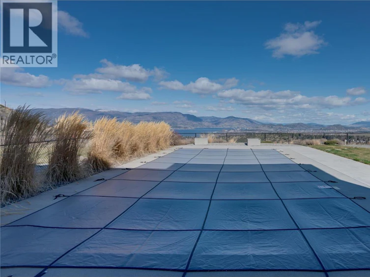 1220 Ponds Avenue, Kelowna, BC, V1W 5N1 - 39