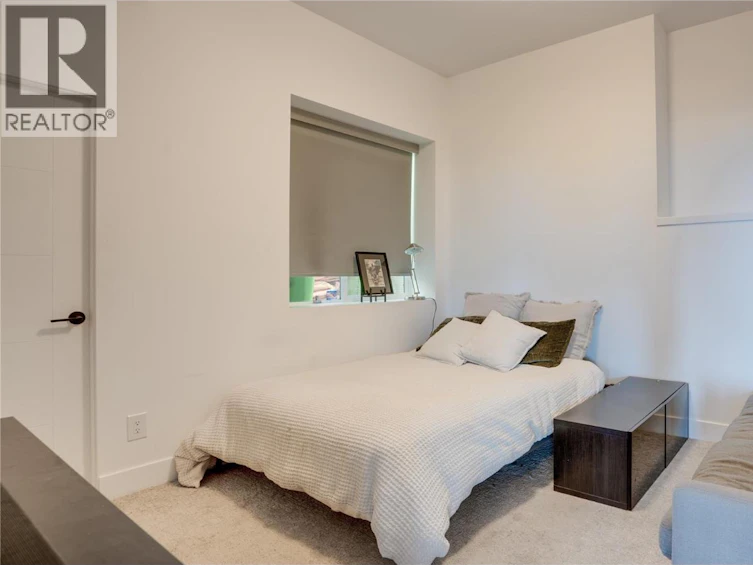 1220 Ponds Avenue, Kelowna, BC, V1W 5N1 - 55