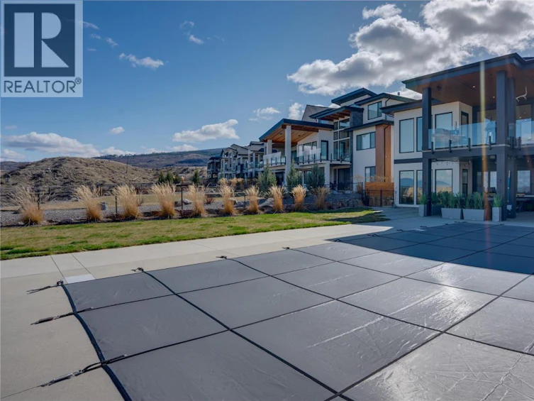 1220 Ponds Avenue, Kelowna, BC, V1W 5N1 - 5
