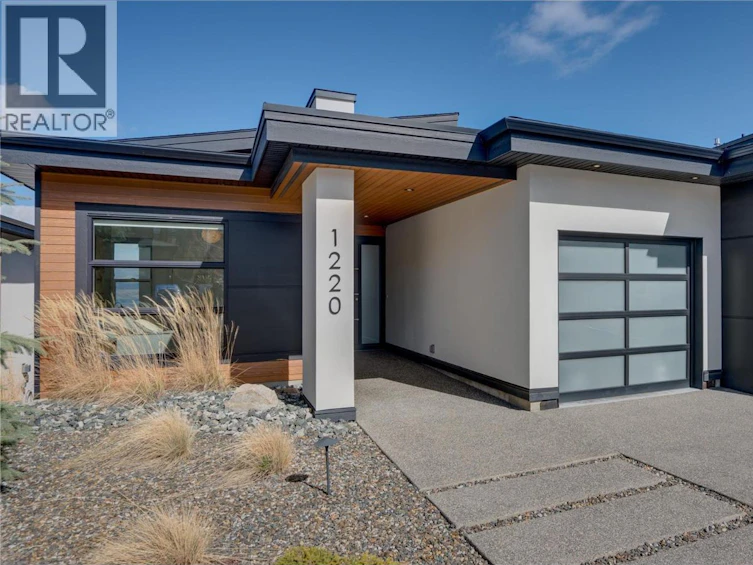 1220 Ponds Avenue, Kelowna, BC, V1W 5N1 - 2