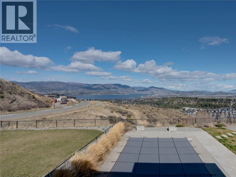 1220 Ponds Avenue, Kelowna, BC, V1W 5N1 - 14