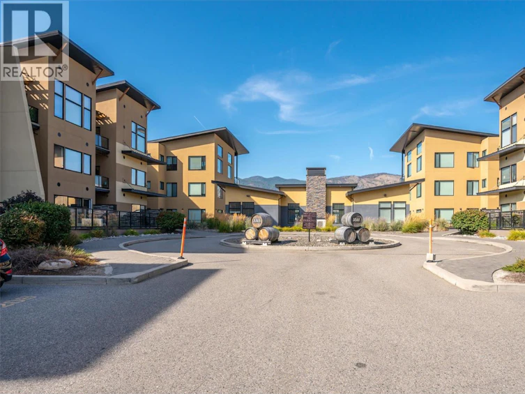 304-3311 Wilson Street, Penticton, BC, V2A 8J3 - 39