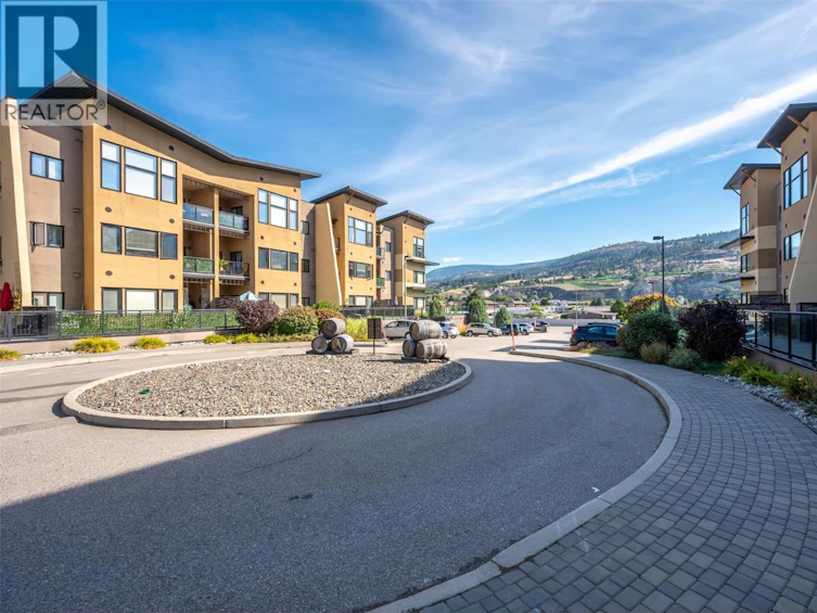 304-3311 Wilson Street, Penticton, BC, V2A 8J3 - 36